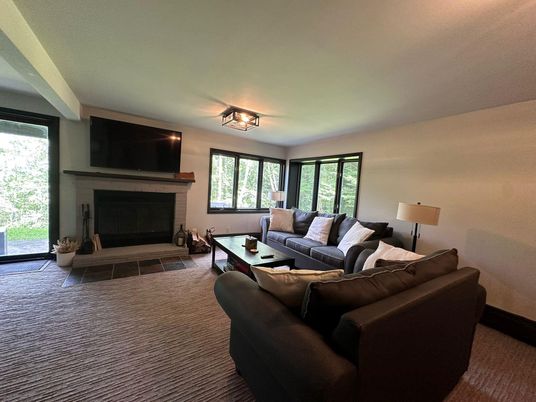 Fireplace, Interior, Living room