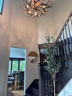 Chandelier, Dining room, Interior