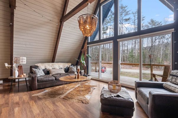 Chandelier, Interior, Living room, Sun Room, Wooden Ceilings, Wood Texture Flooring