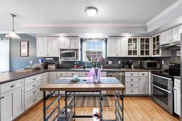 Interior, Kitchen, Pendant Lights, Stainless Steel Appliances, Wood Texture Flooring