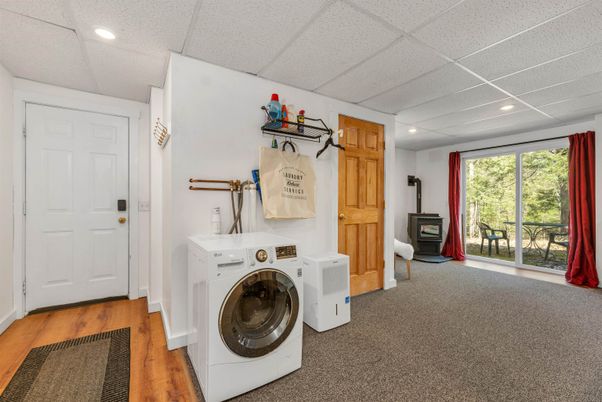 Interior, Recessed Lighting, Utility Closets, Washer, Wood Texture Flooring