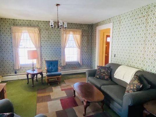 Chandelier, Interior, Living room