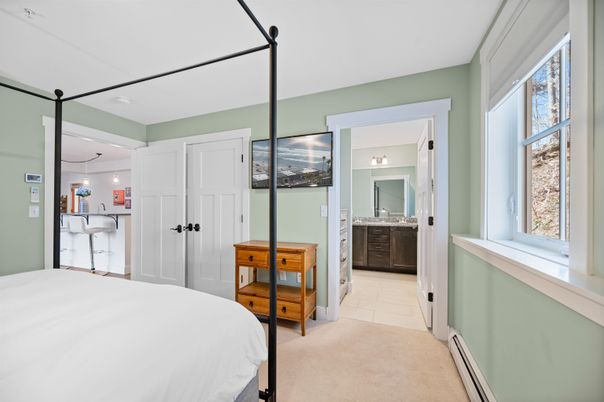 Bedroom, Interior, Pendant Lights