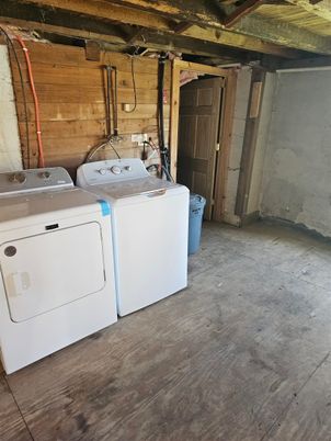 Interior, Washer, Wooden Walls