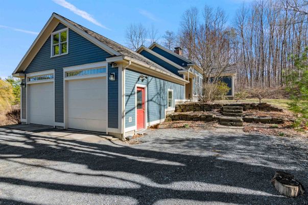 Attached, Detached Garage, Exterior, Facade, American Craftsman