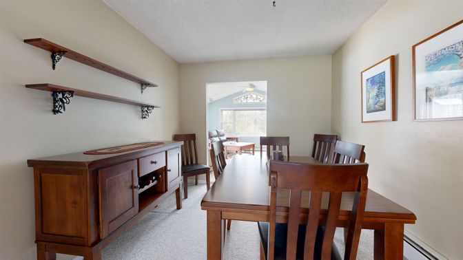 Dining room, Interior