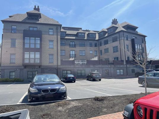 Exterior, Facade, Condo Building