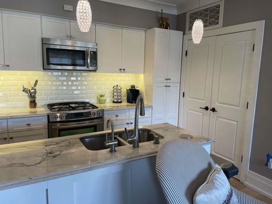 Interior, Kitchen, Pendant Lights, Stainless Steel Appliances