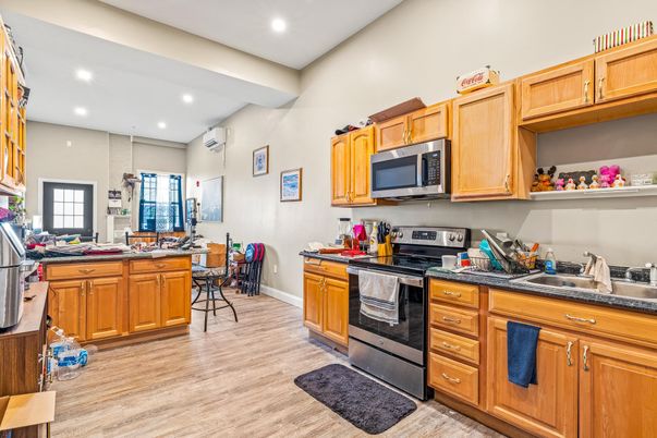 Interior, Kitchen, Recessed Lighting, Wood Texture Flooring