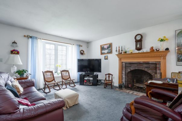Fireplace, Interior, Living room