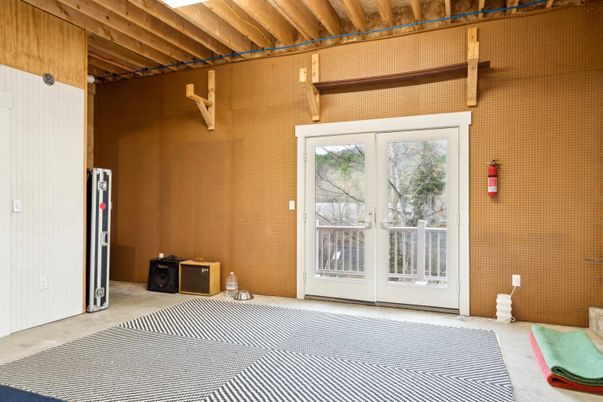 Interior, Wooden Beams