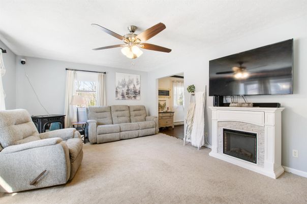 Fireplace, Interior, Living room