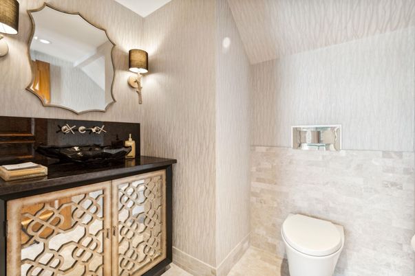 Bathroom, Interior, Recessed Lighting