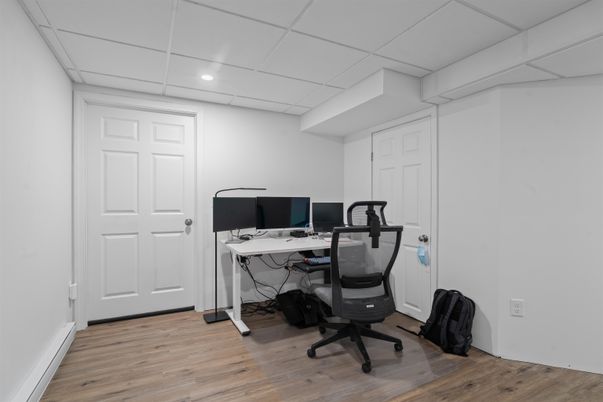 Home Office, Interior, Recessed Lighting, Wood Texture Flooring