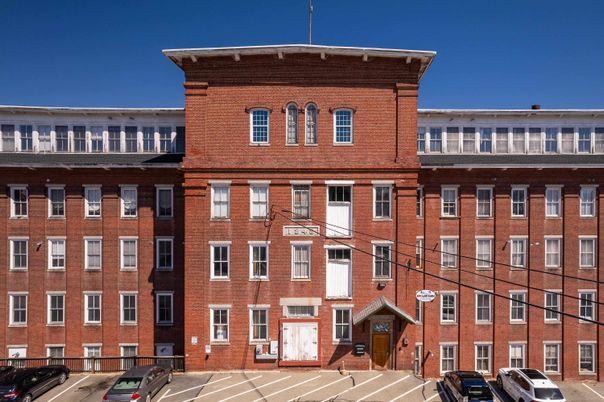 Exterior, Facade, Brick Facade, Rowhouse
