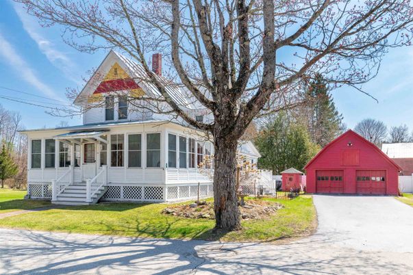 Detached Garage, Exterior, Facade, Queen Anne Victorian