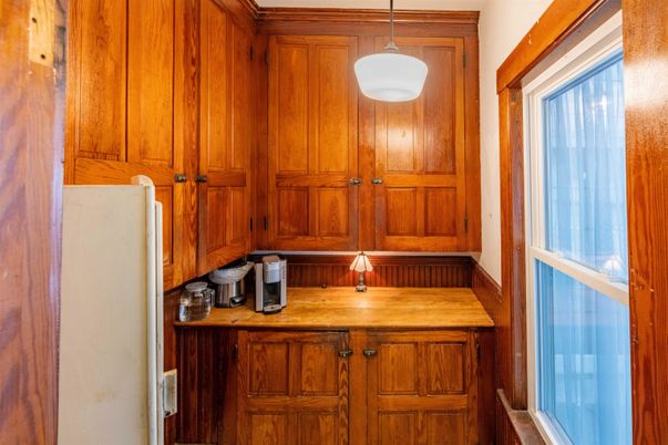 Interior, Kitchen, Pendant Lights, Wooden Walls