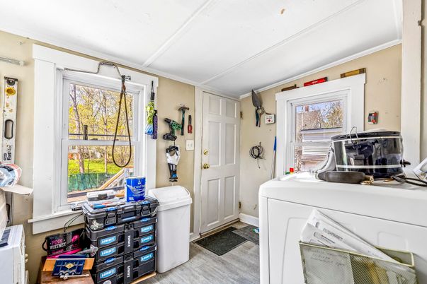 Interior, Washer