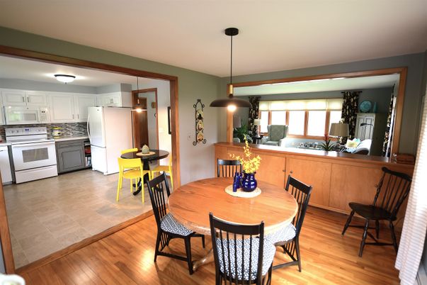 Dining room, Interior, Kitchen, Pendant Lights, Wood Texture Flooring