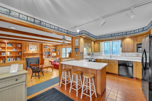 Dining room, Fireplace, Interior, Kitchen, Wood Texture Flooring