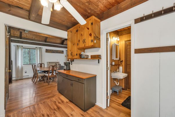 Dining room, Interior, Kitchen, Wooden Beams, Wooden Ceilings, Wood Texture Flooring