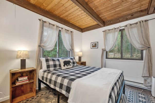 Bedroom, Interior, Wooden Beams, Wooden Ceilings