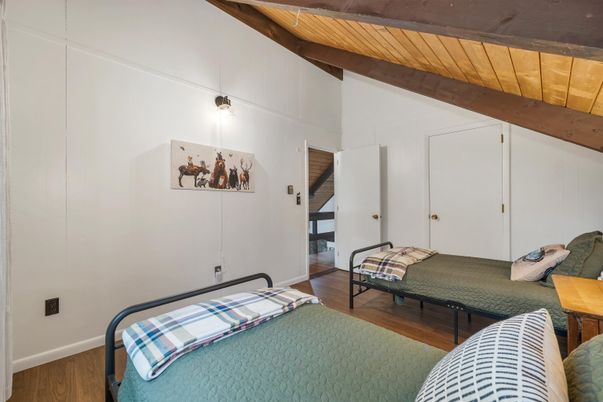 Bedroom, Interior, Wooden Beams, Wooden Ceilings, Wood Texture Flooring