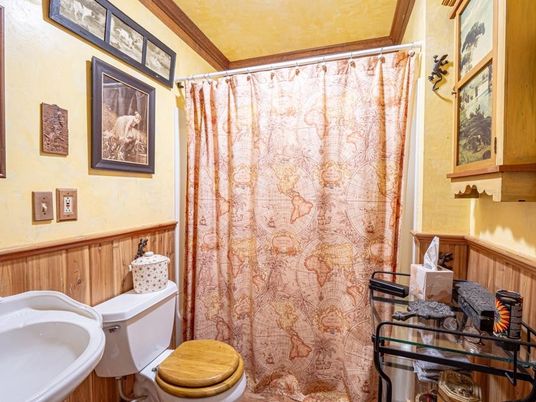 Bathroom, Interior