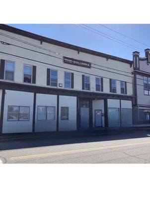 Exterior, Facade, Rowhouse