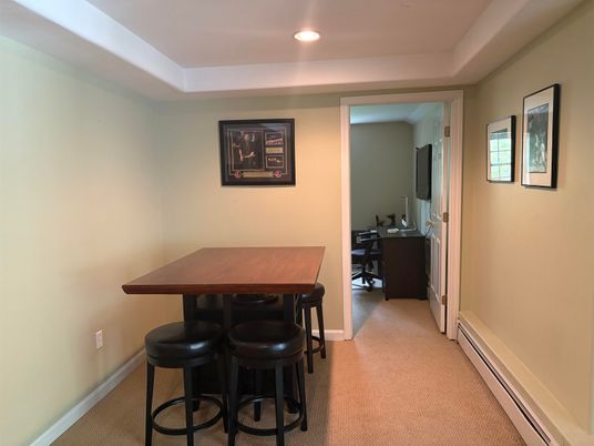 Dining room, Interior, Recessed Lighting