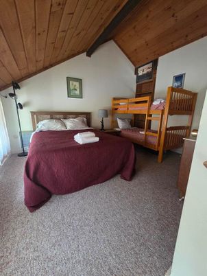 Bedroom, Interior, Wooden Beams, Wooden Ceilings