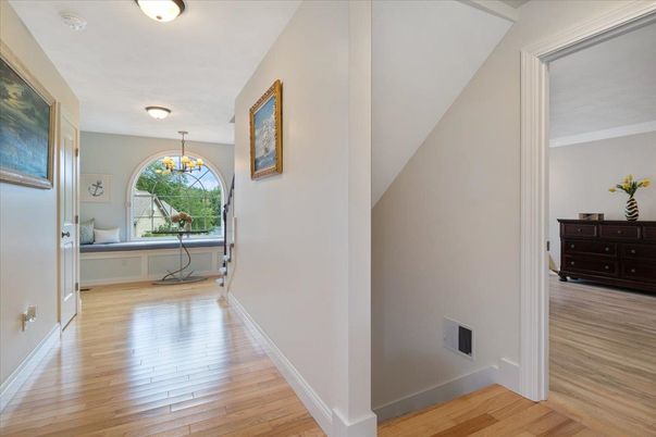 Chandelier, Interior, Wood Texture Flooring