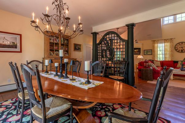 Chandelier, Dining room, Fireplace, Interior, Wood Texture Flooring