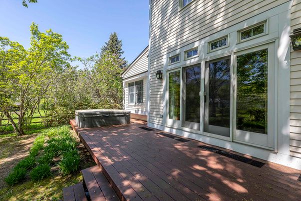 Exterior, Hot Tub
