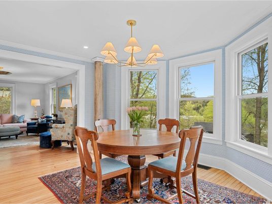 Chandelier, Dining room, Interior, Living room, Recessed Lighting, Wood Texture Flooring