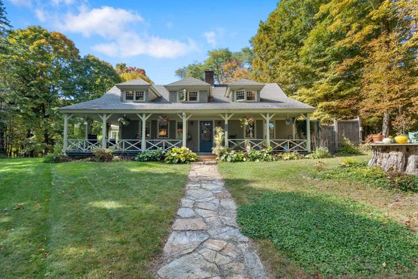 Exterior, Facade, Cape Cod