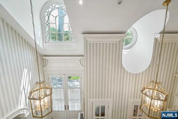 DE Listing image placeholder