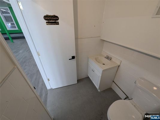DE Listing image placeholder