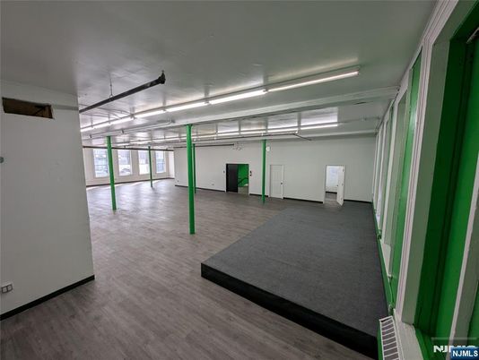DE Listing image placeholder