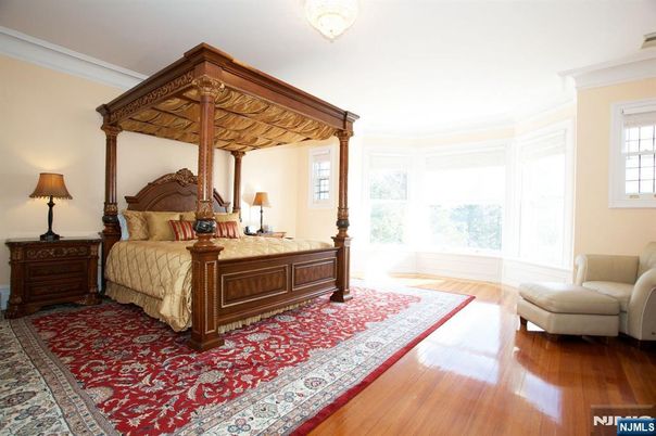 DE Listing image placeholder