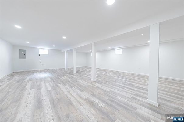 DE Listing image placeholder