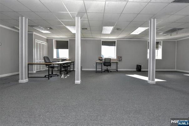 DE Listing image placeholder