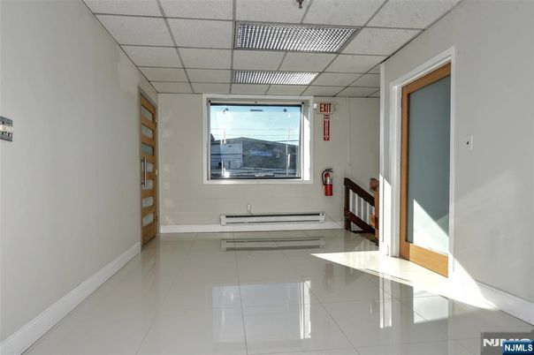 DE Listing image placeholder