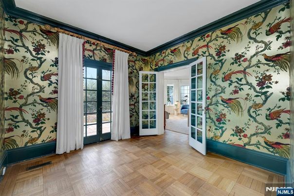 DE Listing image placeholder