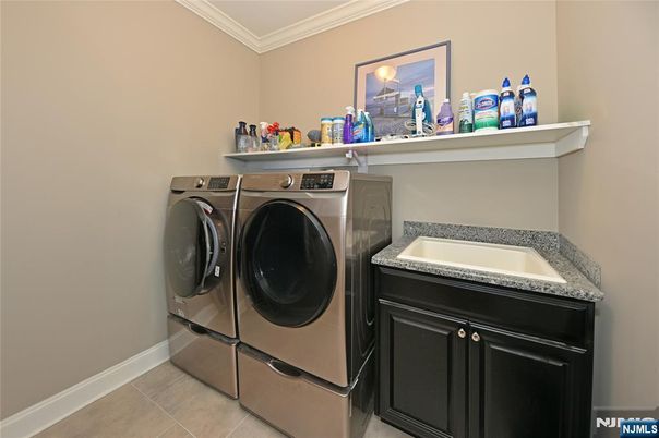 DE Listing image placeholder
