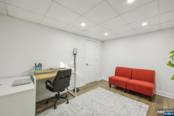 DE Listing image placeholder
