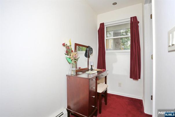 DE Listing image placeholder