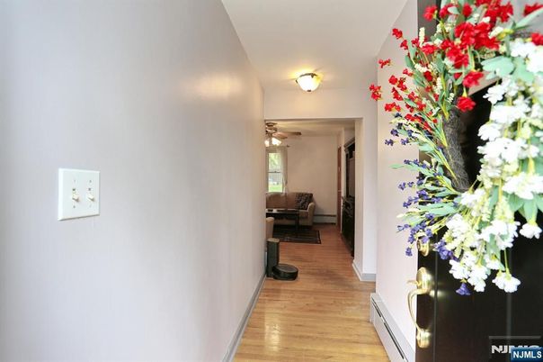 DE Listing image placeholder