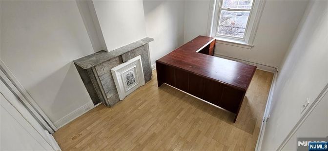 DE Listing image placeholder