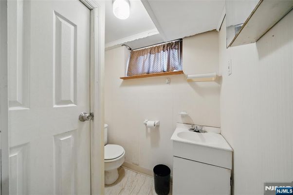 DE Listing image placeholder